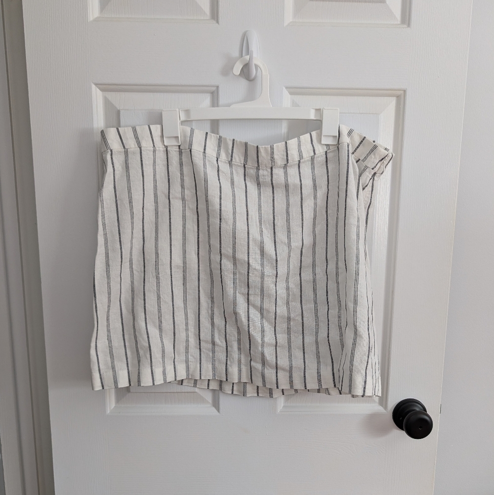 NWT Old Navy Women's Linen Blend Cream and Black Striped Mini Skirt XXL